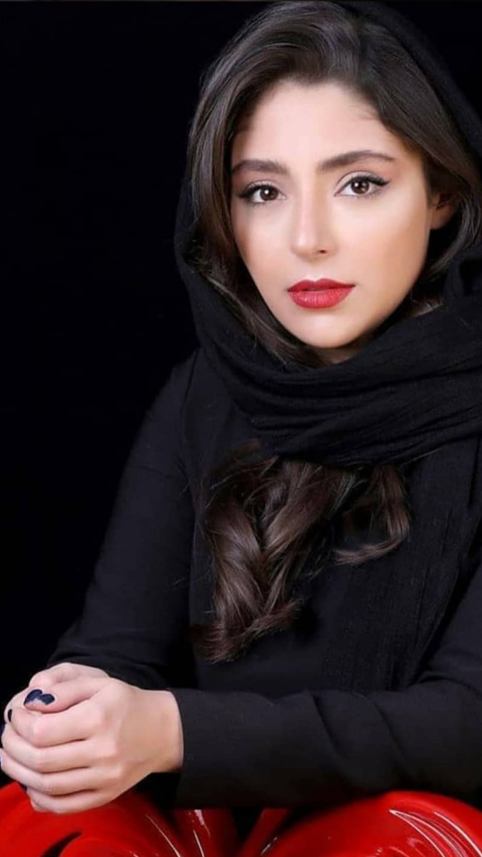 هستی مهدوی-بازیگر ایرانی